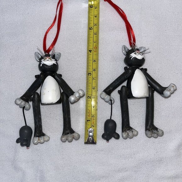 cat ornaments grey sitter dangle legs heart with mouse Set of 2 Approx 4 Inches - Picture 5 of 12